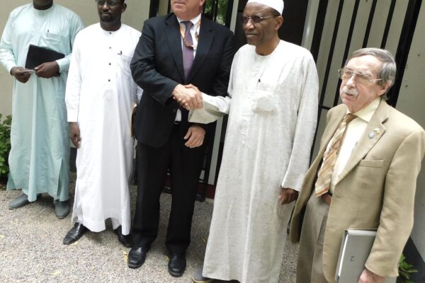 Environnement : le Ministre Mahamat Abdelkerim Hanno a échangé avec l’Ambassadeur des USA au Tchad, Alexandre Laskaris